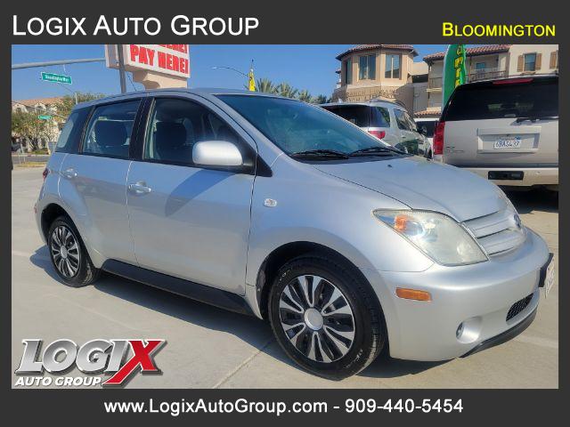 2005 Scion xA Hatchback - Bloomington #097147