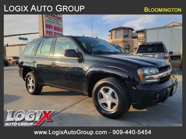 2006 Chevrolet TrailBlazer LS 2WD - Bloomington #R192286_1