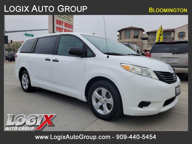 2012 Toyota Sienna FWD 7-Passenger I4 - Bloomington #R011466